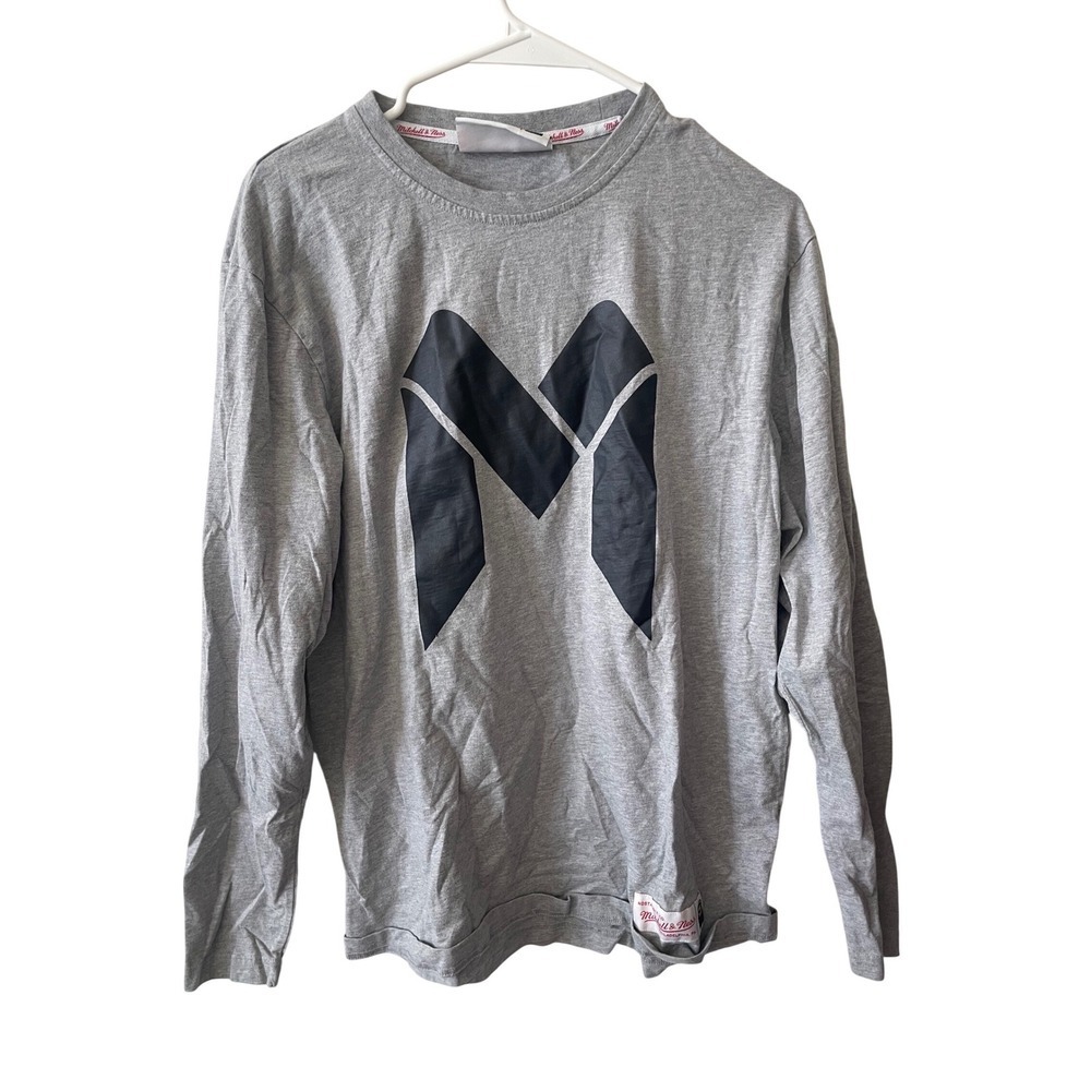 Mitchell & Ness NBL Long Sleeve T-Shirt Mens Medium Gray Basketball Graphic Tee
